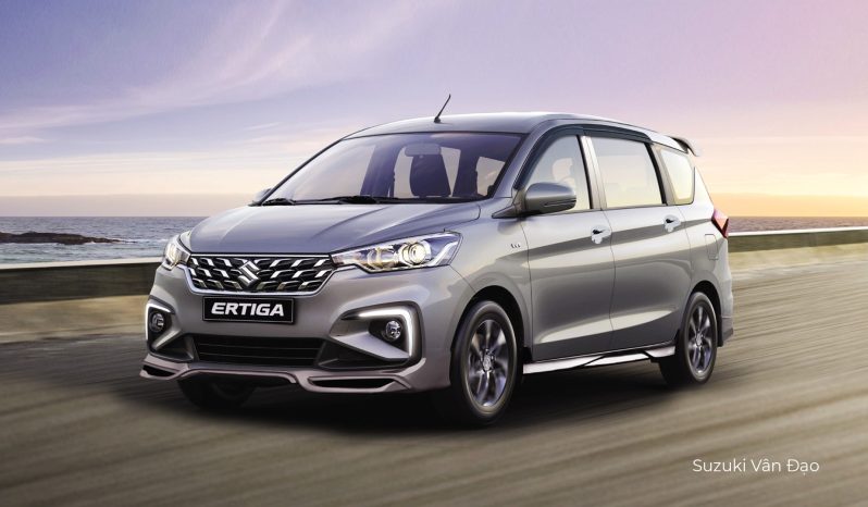 Suzuki Ertiga Hybrid full